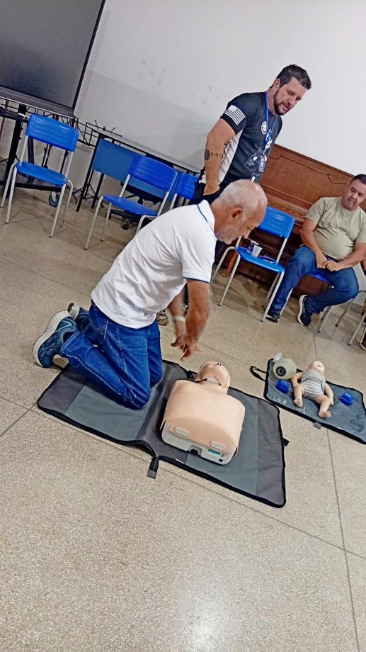 Curso de primeiros socorros capacita profissionais do turismo em Três Lagoas