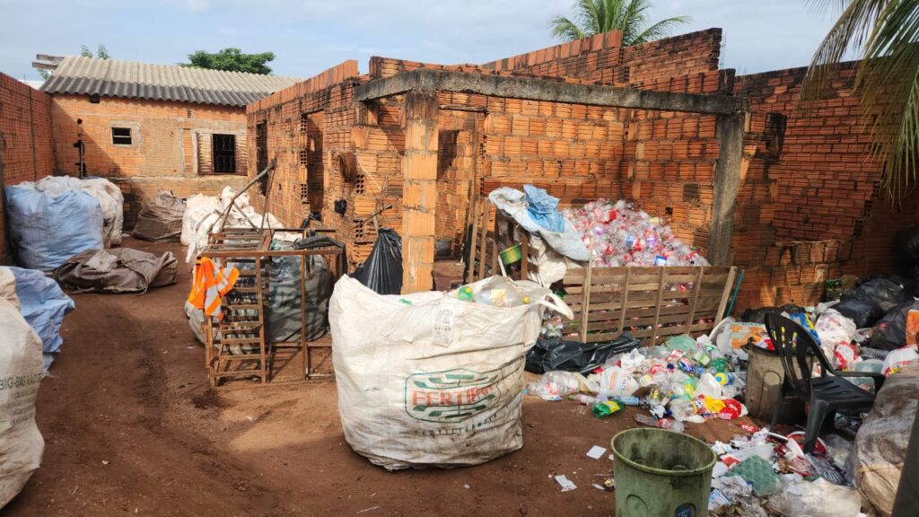 Polícias Civil, Militar e Prefeitura realizam Operação contra receptação e apreendem cobre e drogas em TL