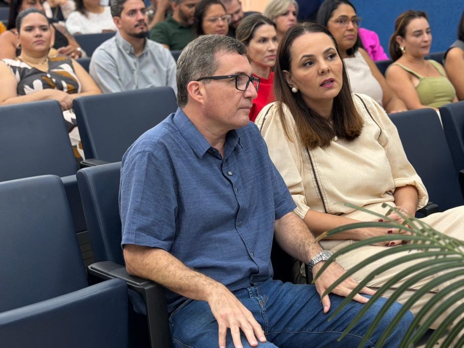 Café com Elogio reconhece valor de funcionários da saúde