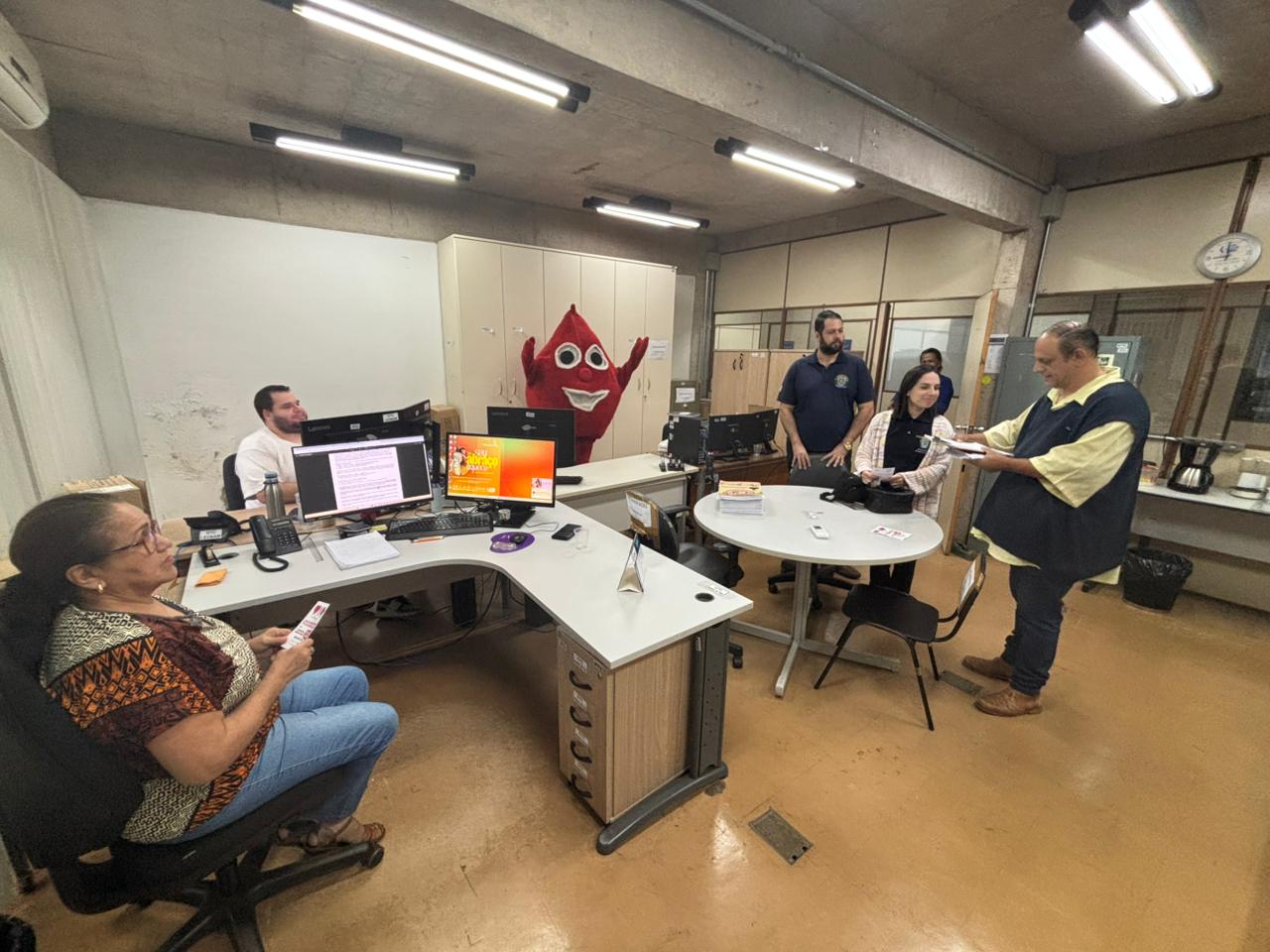 Servidores se mobilizam por vidas: Governadoria recebe 17ª edição do projeto Sangue MS