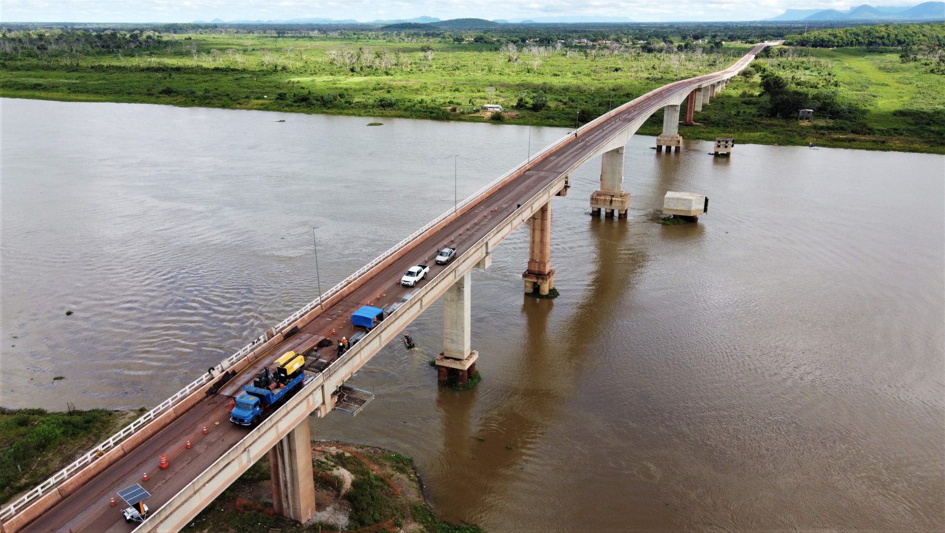 Governo de MS vai iniciar nova etapa de recuperação da ponte sobre o Rio Paraguai em Corumbá Governo de MS vai iniciar nova etapa de recuperação da ponte sobre o Rio Paraguai em Corumbá