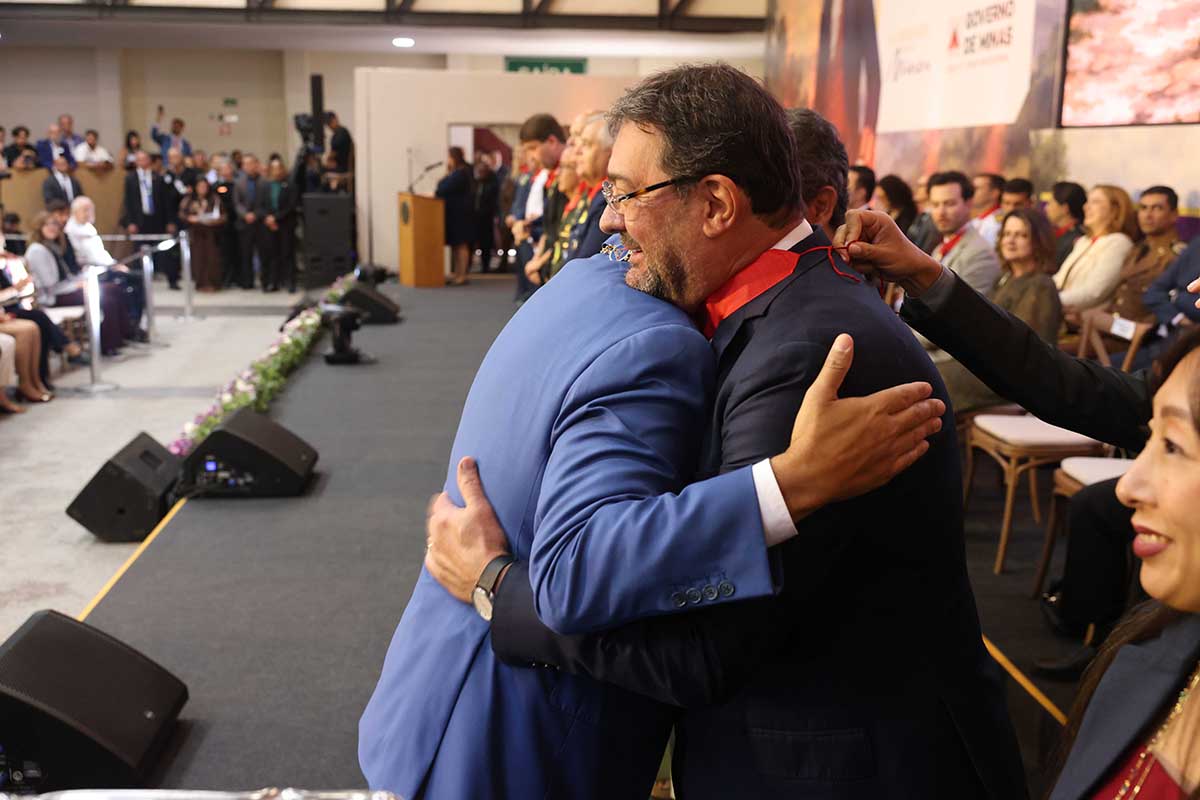 Longen é homenageado pelo Governo de Minas Gerais com Medalha da Inconfidência