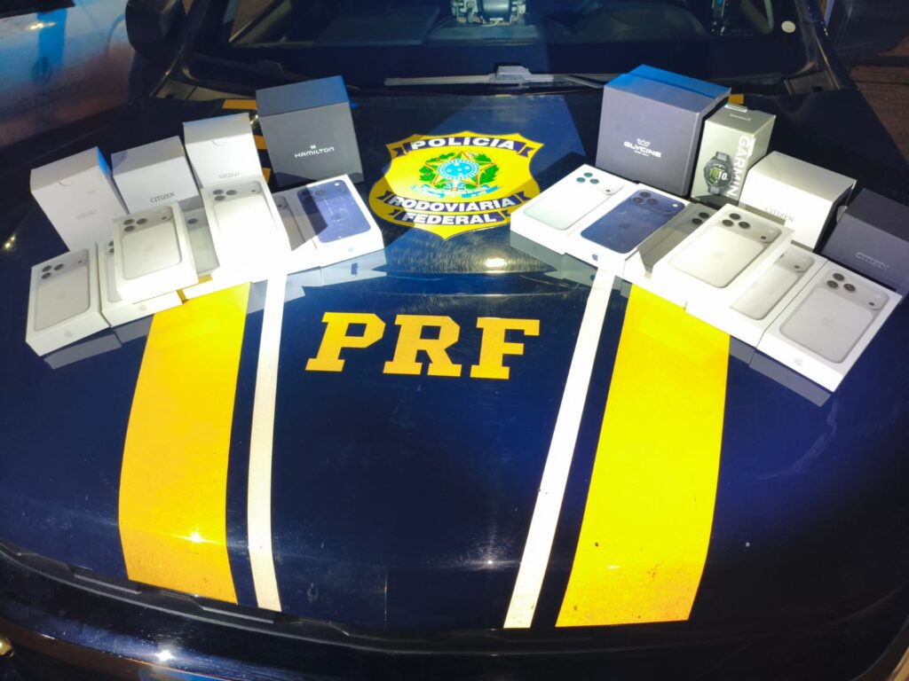 PRF apreende cigarros eletrônicos e celulares em MS PRF apreende cigarros eletrônicos e celulares em MS