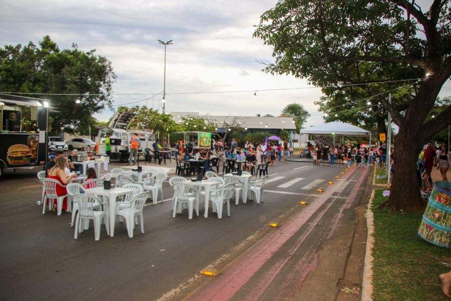 Vacinação ganha destaque durante “A Rua É Nossa” e ação imuniza 390 pessoas em Três Lagoas Vacinação ganha destaque durante “A Rua É Nossa” e ação imuniza 390 pessoas em Três Lagoas