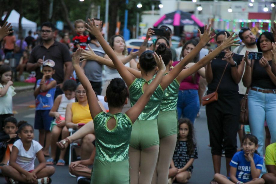 Vacinação ganha destaque durante “A Rua É Nossa” e ação imuniza 390 pessoas em Três Lagoas Vacinação ganha destaque durante “A Rua É Nossa” e ação imuniza 390 pessoas em Três Lagoas