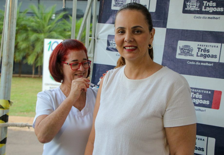 Vacinação ganha destaque durante “A Rua É Nossa” e ação imuniza 390 pessoas em Três Lagoas Vacinação ganha destaque durante “A Rua É Nossa” e ação imuniza 390 pessoas em Três Lagoas