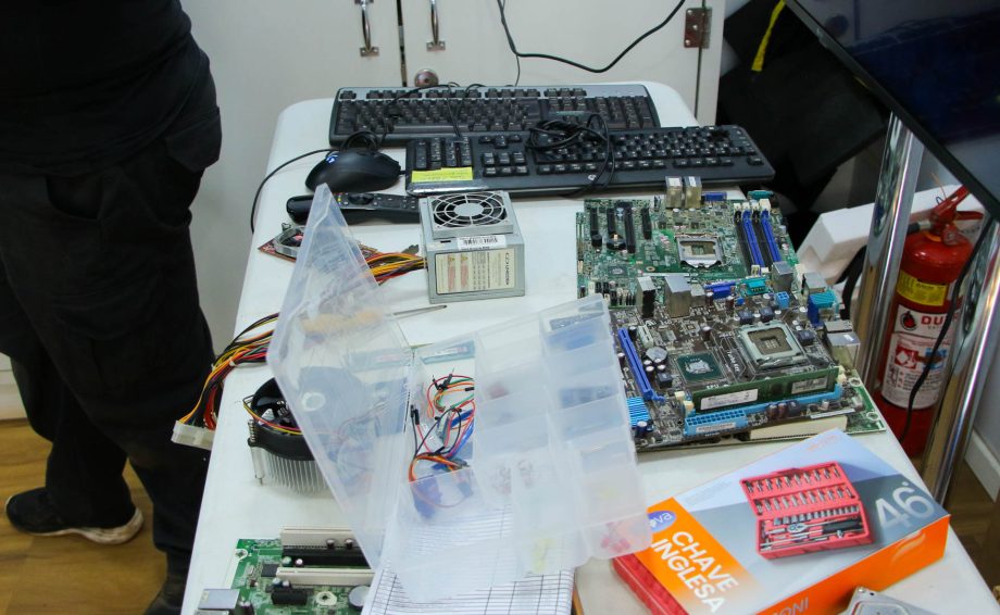 Carreta Digital já está em funcionamento e inicia capacitação de alunos da REME em Três Lagoas