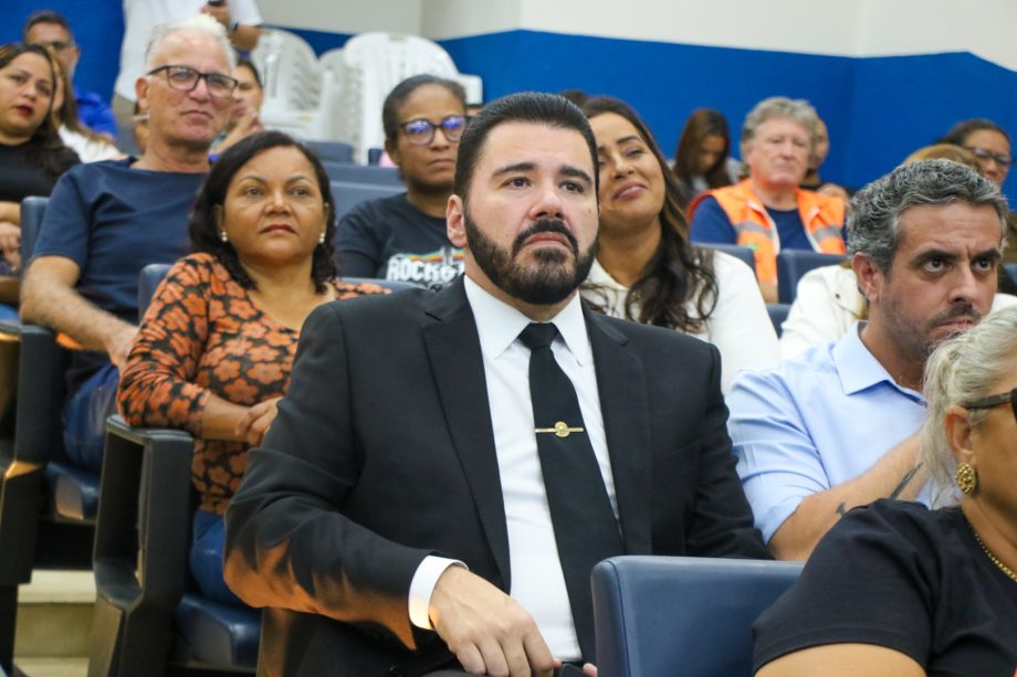 Curso da Defesa Civil reúne voluntários e comunidade para capacitação em gestão de riscos e desastres Curso da Defesa Civil reúne voluntários e comunidade para capacitação em gestão de riscos e desastres