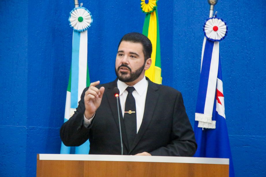 Curso da Defesa Civil reúne voluntários e comunidade para capacitação em gestão de riscos e desastres Curso da Defesa Civil reúne voluntários e comunidade para capacitação em gestão de riscos e desastres