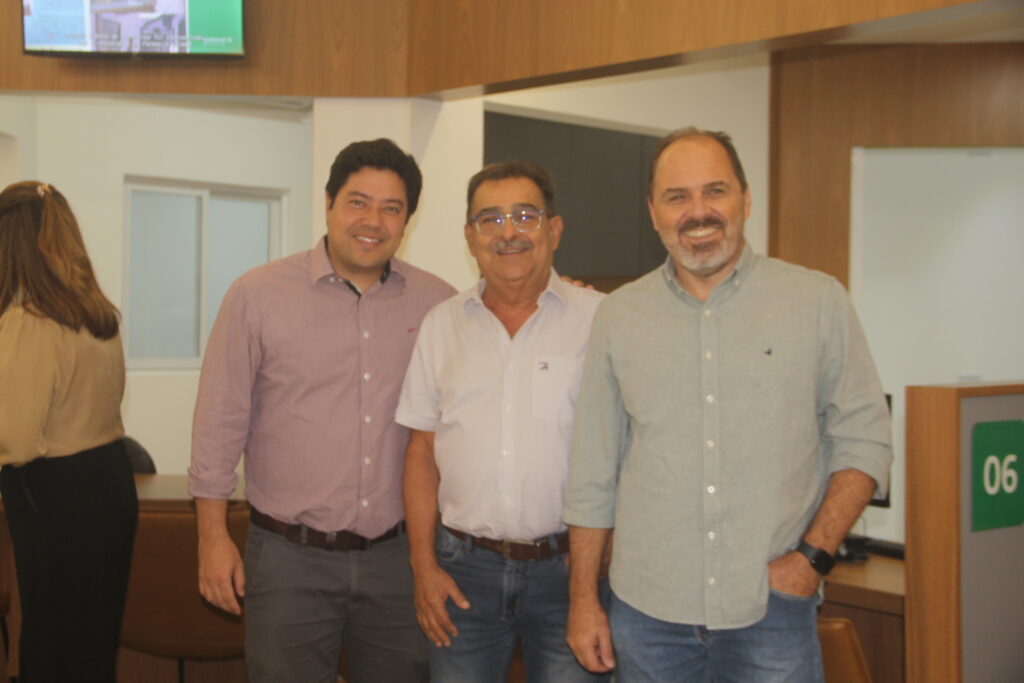 Unimed reinaugura laboratório moderno em Três Lagoas e celebra nova fase de superação e excelência Unimed reinaugura laboratório moderno em Três Lagoas e celebra nova fase de superação e excelência