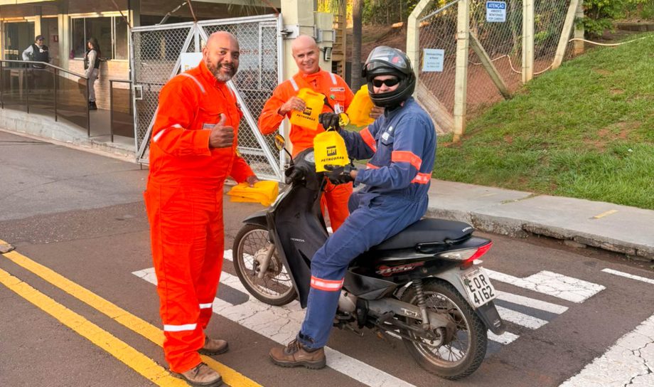 Encerrando o Maio Amarelo, DEPTRAN promove palestra educativa na Petrobras Encerrando o Maio Amarelo, DEPTRAN promove palestra educativa na Petrobras