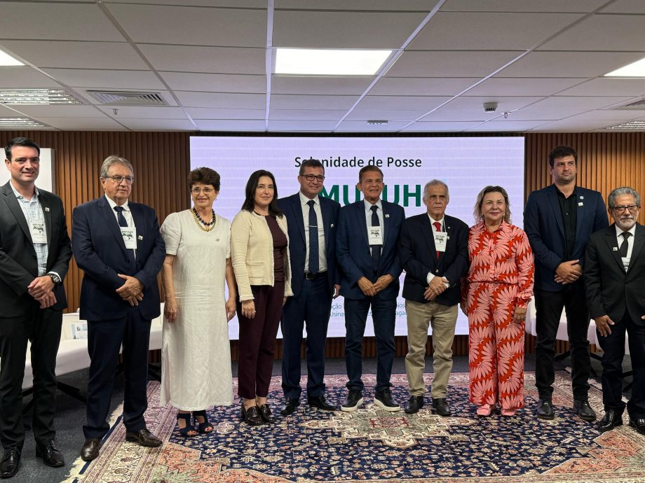 Na presidência da AMUSUH, prefeito Dr. Cassiano eleva protagonismo de TL no cenário nacional Na presidência da AMUSUH, prefeito Dr. Cassiano eleva protagonismo de TL no cenário nacional