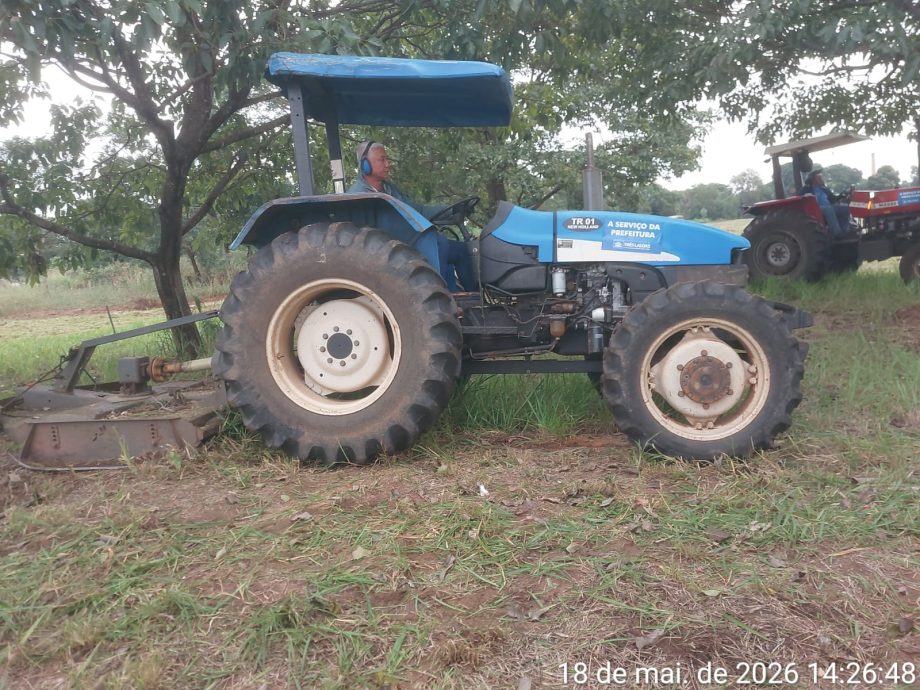 Prefeitura mantém força-tarefa permanente de manutenção urbana e rural Prefeitura mantém força-tarefa permanente de manutenção urbana e rural