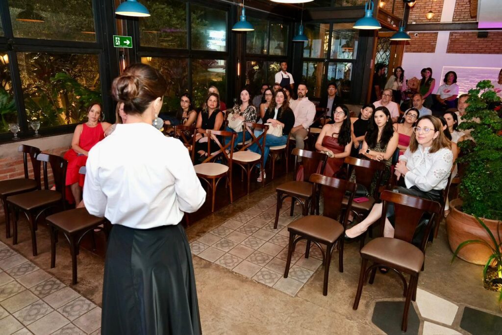 MS sediará encontro sobre a jornada da maternidade com experiências afetivas e programação profissional