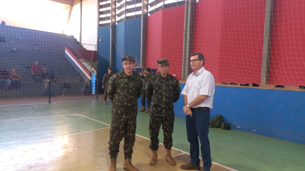 Patriotismo e compromisso com a Nação marcam Juramento à Bandeira em Três Lagoas