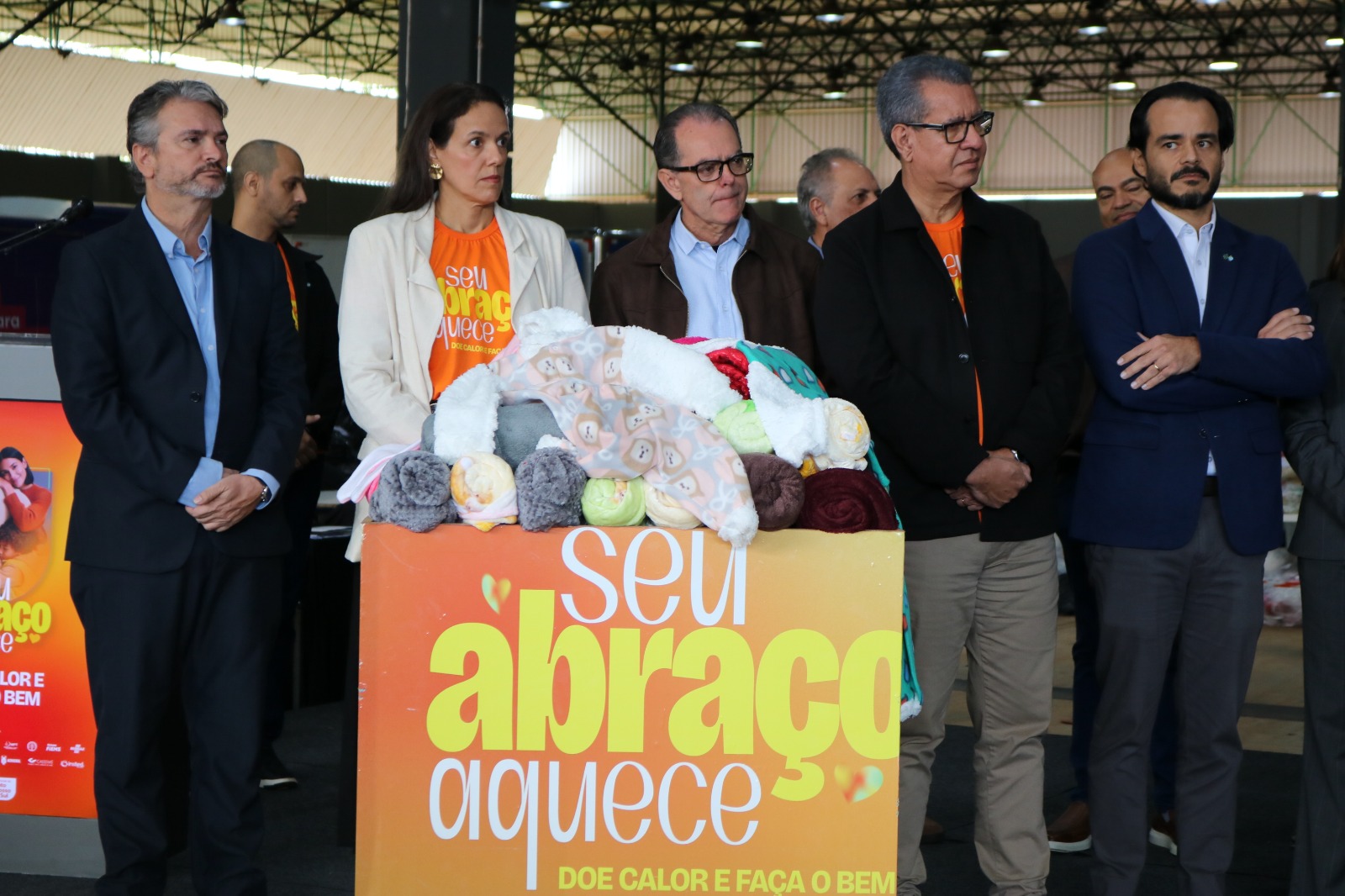 Solidariedade que protege e aquece: Polícia Civil de MS arrecada mais de 7 mil peças para famílias em vulnerabilidade Solidariedade que protege e aquece: Polícia Civil de MS arrecada mais de 7 mil peças para famílias em vulnerabilidade