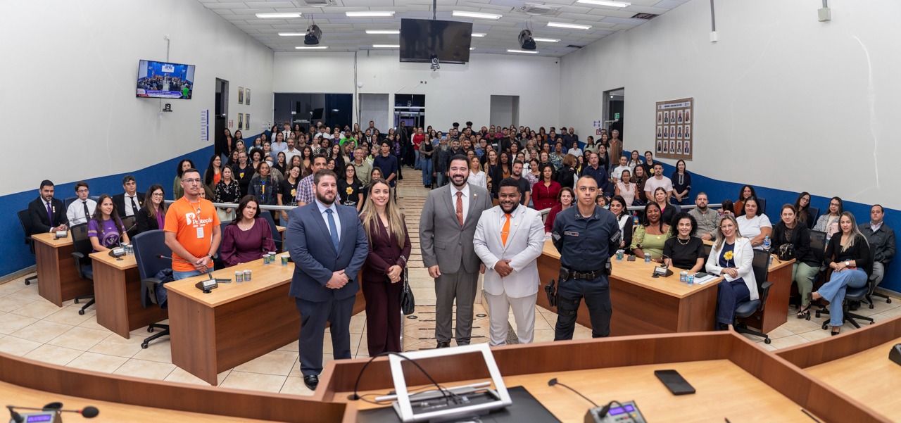 Campanha Maio laranja é tema de seminário na Câmara Campanha Maio laranja é tema de seminário na Câmara