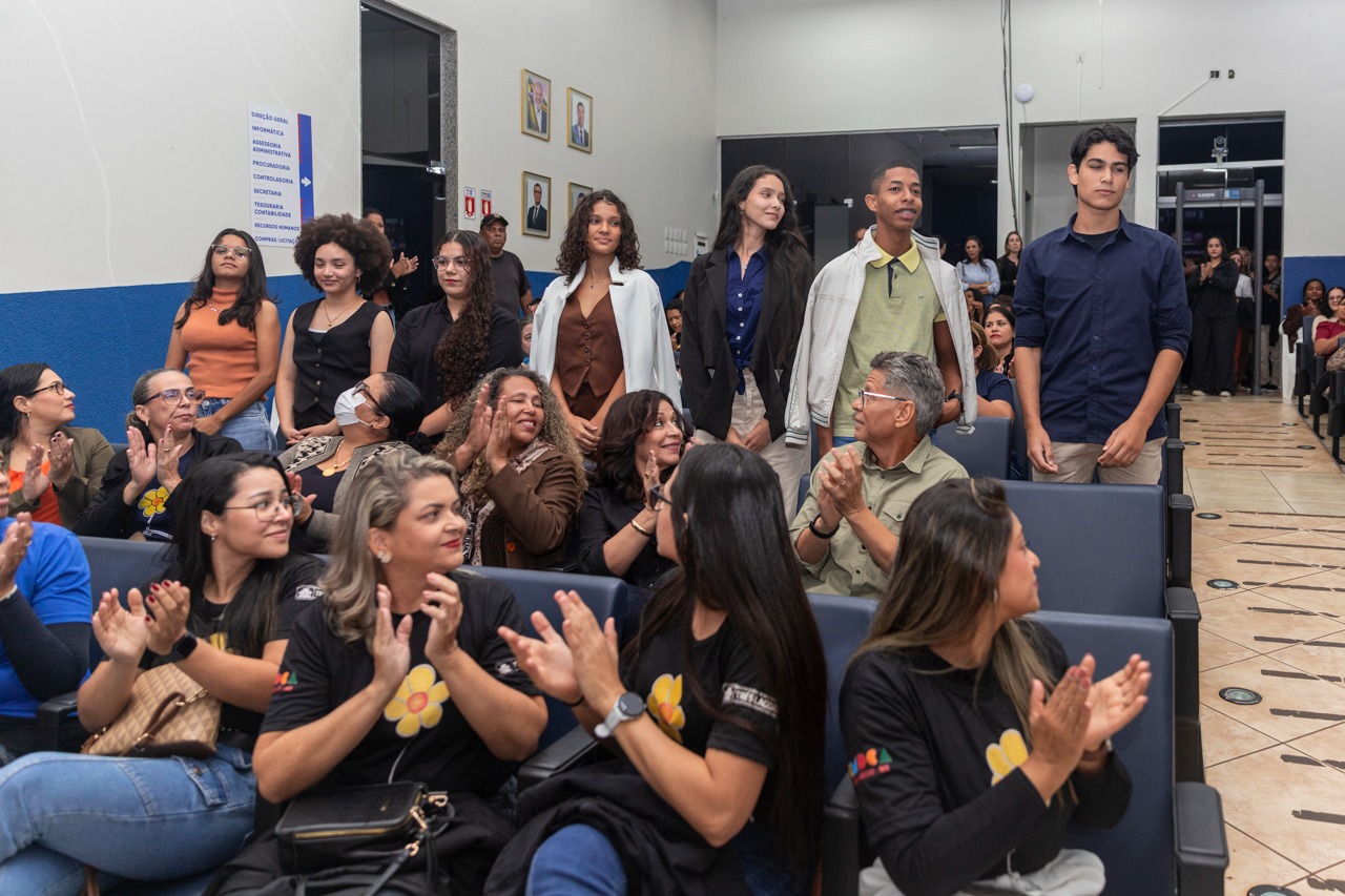 Campanha Maio laranja é tema de seminário na Câmara Campanha Maio laranja é tema de seminário na Câmara