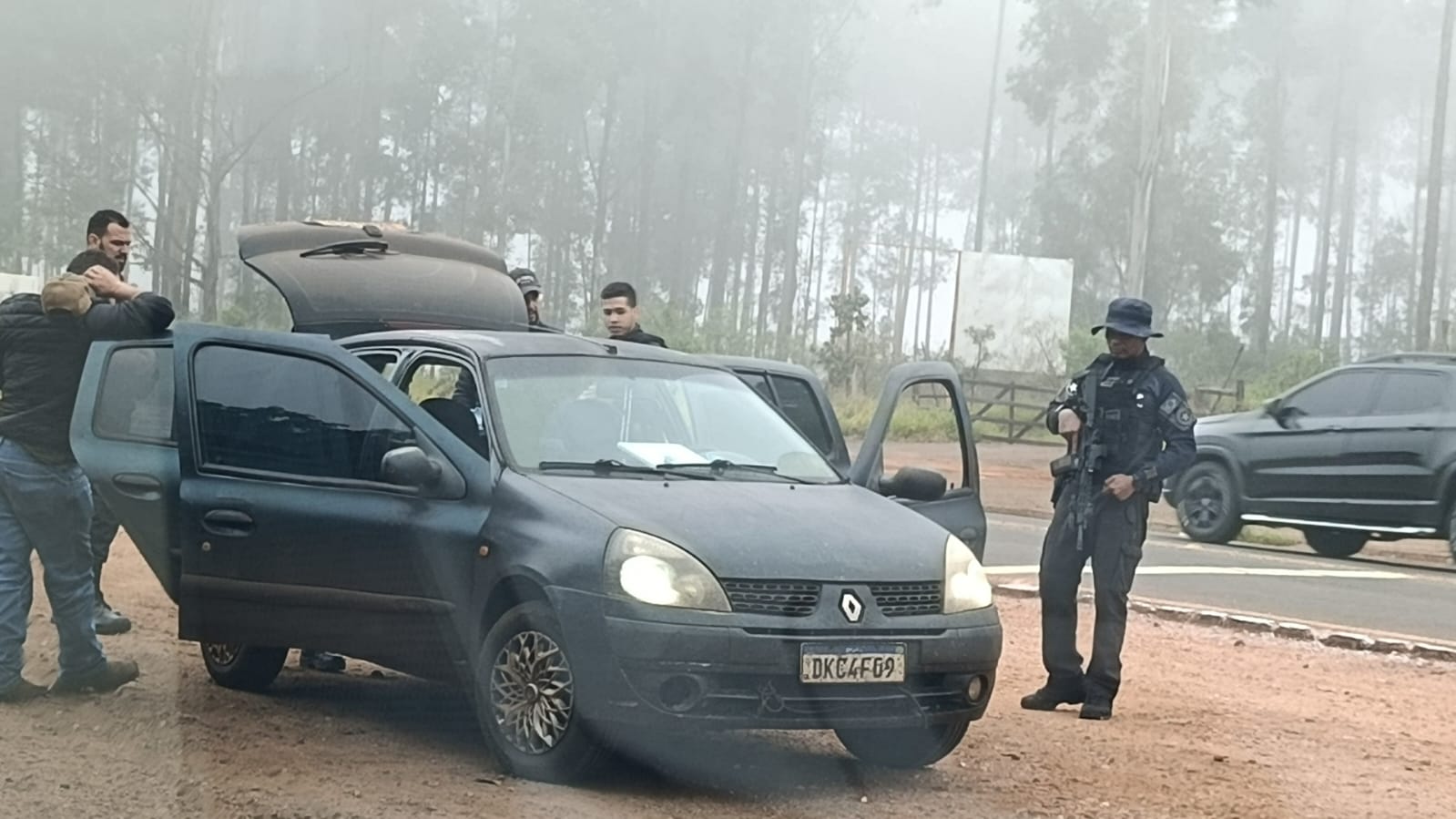 Forças de Segurança e Defesa, integradas no Gabinete de Gestão Integrada de Fronteiras e Divisas GGI-FRON-DIV, deflagram a Operação Integrar – Sul-Fronteira Forças de Segurança e Defesa, integradas no Gabinete de Gestão Integrada de Fronteiras e Divisas GGI-FRON-DIV, deflagram a Operação Integrar – Sul-Fronteira