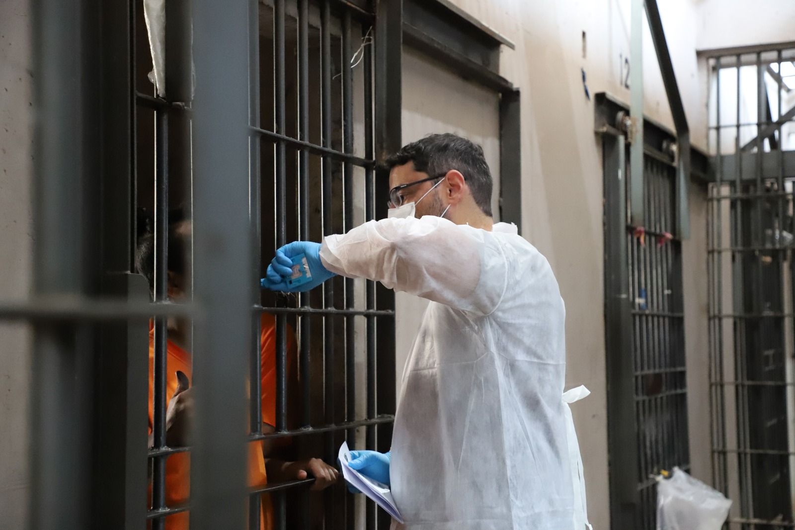 DNA coletado em presídios amplia investigações e fortalece banco genético de Mato Grosso do Sul DNA coletado em presídios amplia investigações e fortalece banco genético de Mato Grosso do Sul