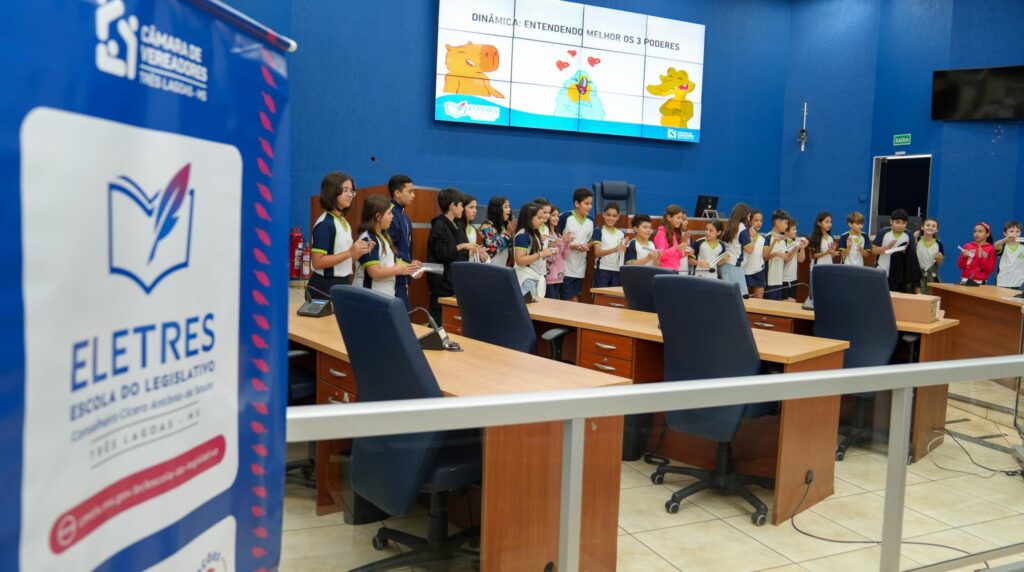 Três turmas da Funlec participam do programa Visita Guiada