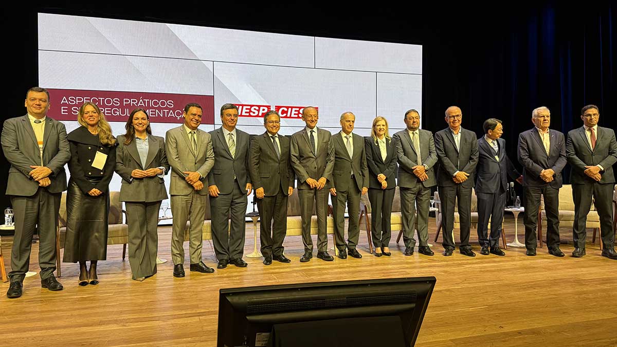 Em evento da Fiesp, Longen defende protagonismo da indústria na orientação sobre a reforma tributária Em evento da Fiesp, Longen defende protagonismo da indústria na orientação sobre a reforma tributária