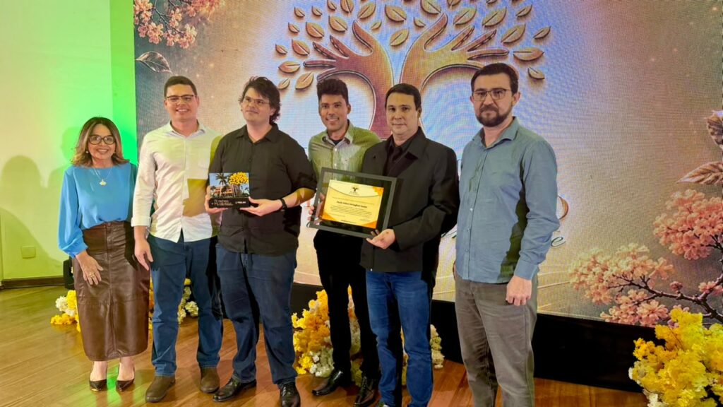 TCC desenvolvido em centro de pesquisa da UEMS é premiado pelo Crea ao apresentar solução ambiental TCC desenvolvido em centro de pesquisa da UEMS é premiado pelo Crea ao apresentar solução ambiental