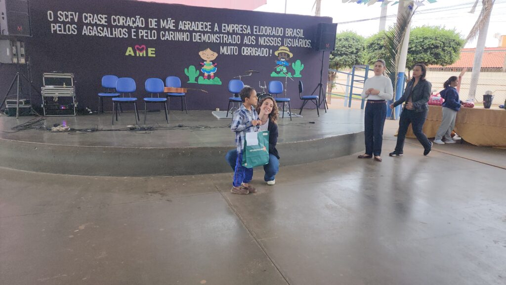 Doações aquecem o inverno e renovam a esperança de crianças em Três Lagoas Doações aquecem o inverno e renovam a esperança de crianças em Três Lagoas