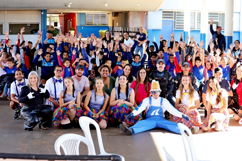 Caravana Cultural traz temas relacionados à educação e segurança no trânsito para TL