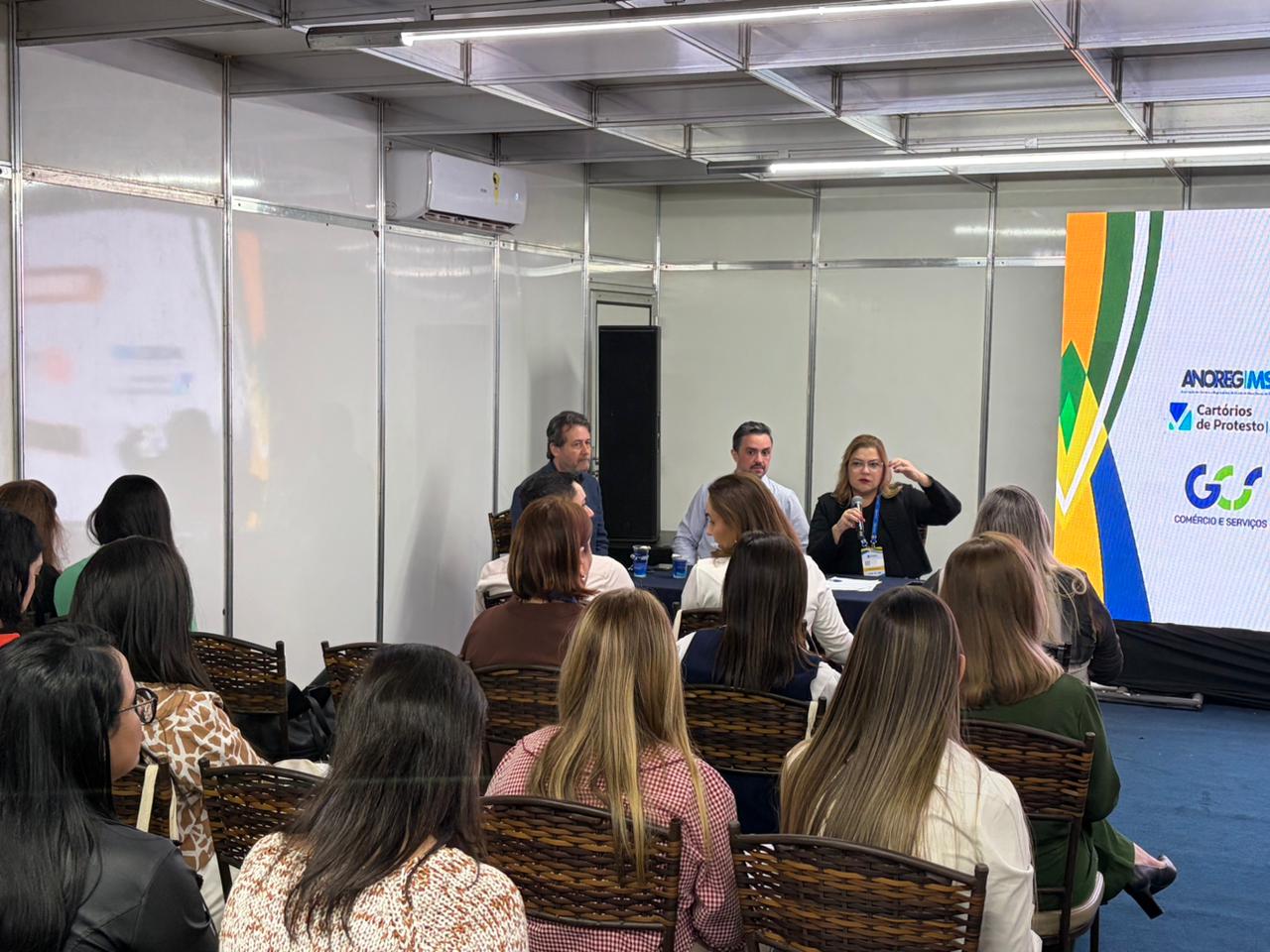 Transporte sanitário une Estado e municípios em busca de soluções para agilizar altas hospitalares Transporte sanitário une Estado e municípios em busca de soluções para agilizar altas hospitalares