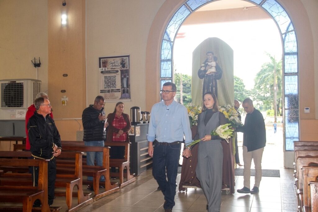 Sob a proteção de Santo Antônio, Três Lagoas celebra fé e seus 111 anos de história Sob a proteção de Santo Antônio, Três Lagoas celebra fé e seus 111 anos de história