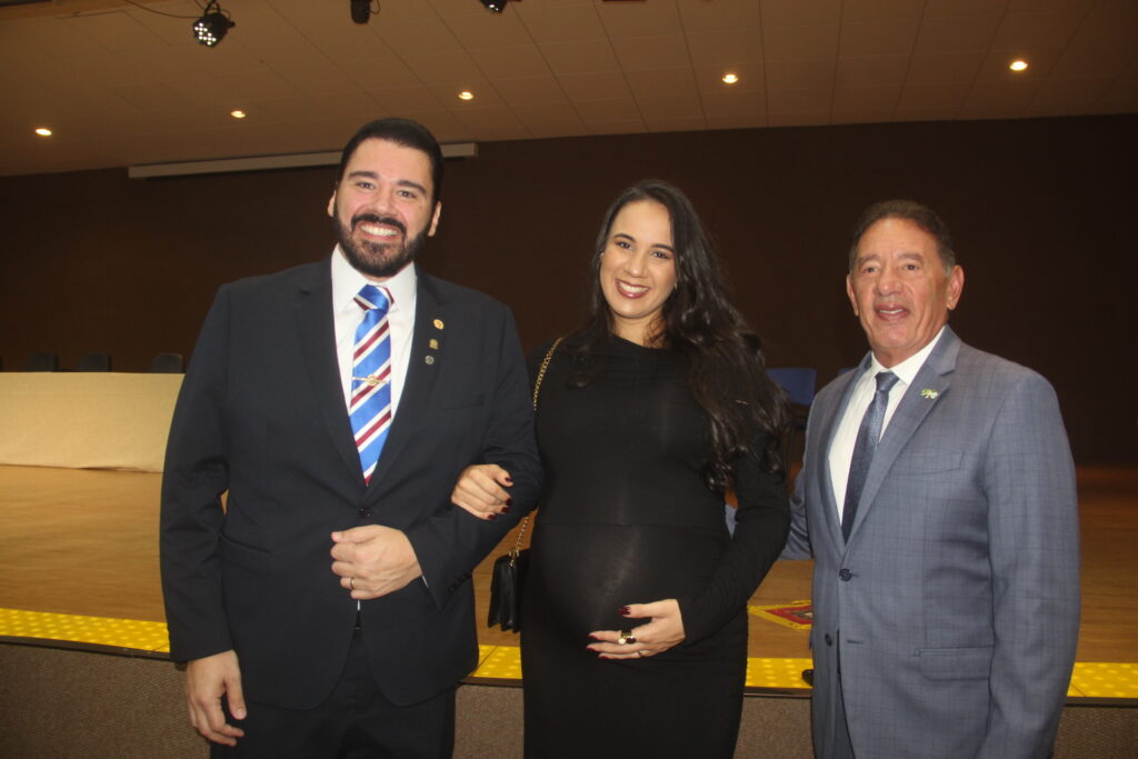 Três Lagoas celebra 111 anos homenageando personalidades que ajudam a construir a história do município Três Lagoas celebra 111 anos homenageando personalidades que ajudam a construir a história do município