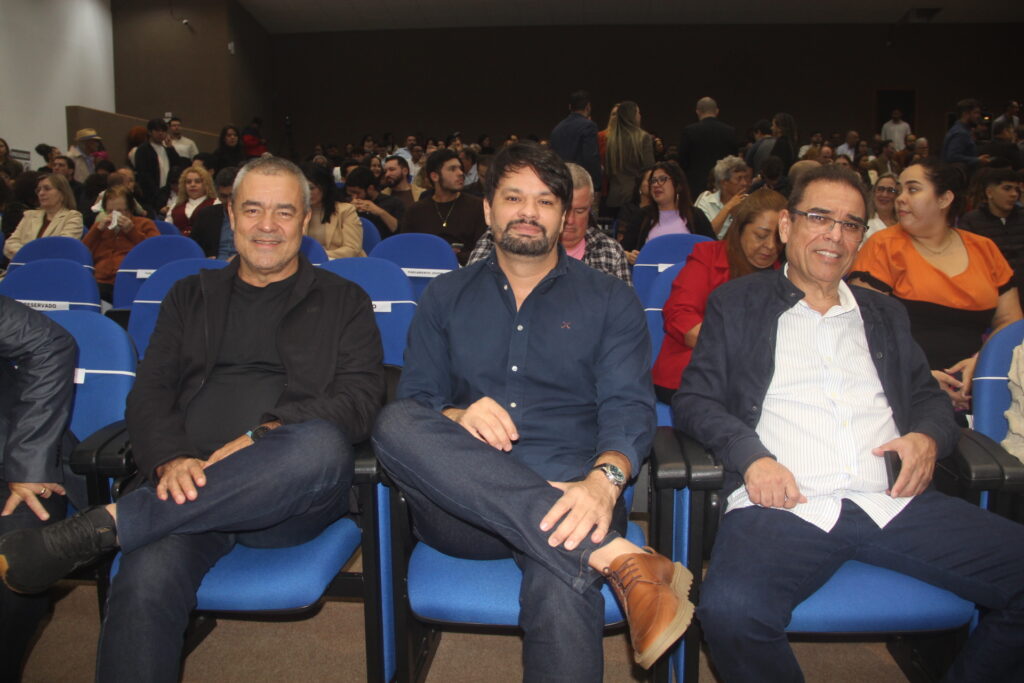 Três Lagoas celebra 111 anos homenageando personalidades que ajudam a construir a história do município Três Lagoas celebra 111 anos homenageando personalidades que ajudam a construir a história do município