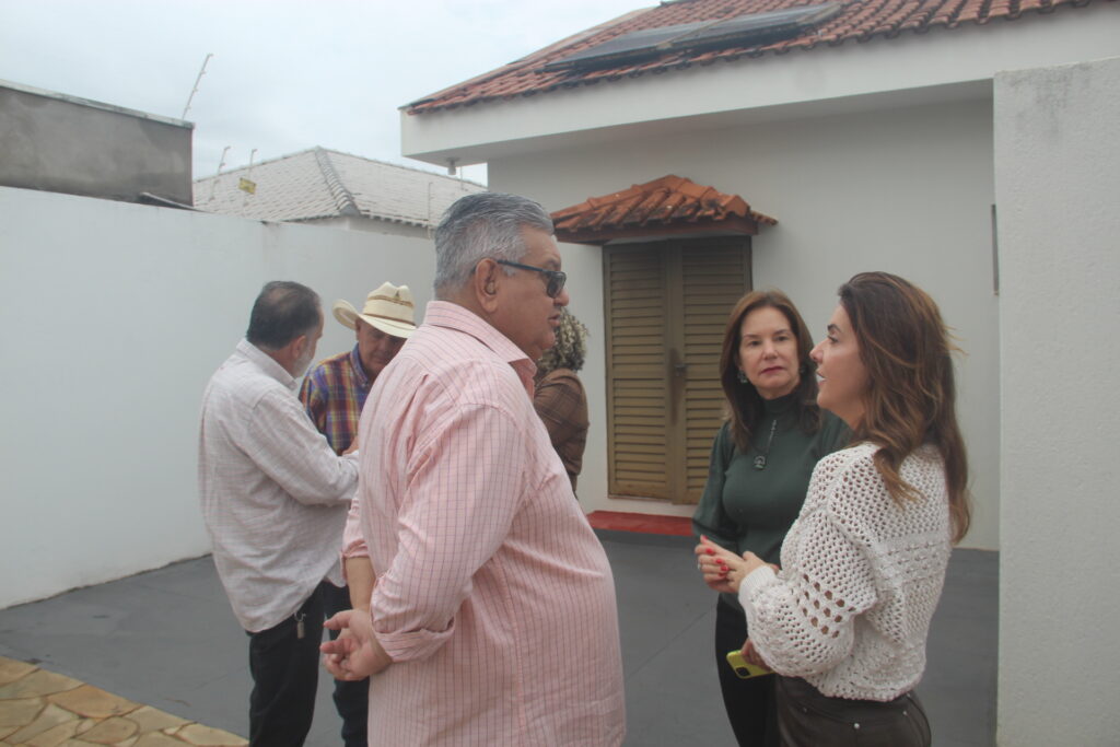 Com comitiva de peso, governador Eduardo Riedel cumpre agenda oficial em Três Lagoas