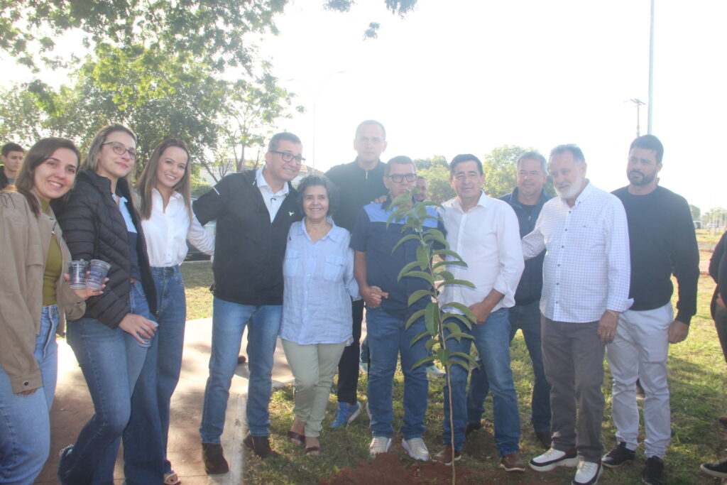 Três Lagoas abre comemorações dos 111 anos com homenagens e entregas