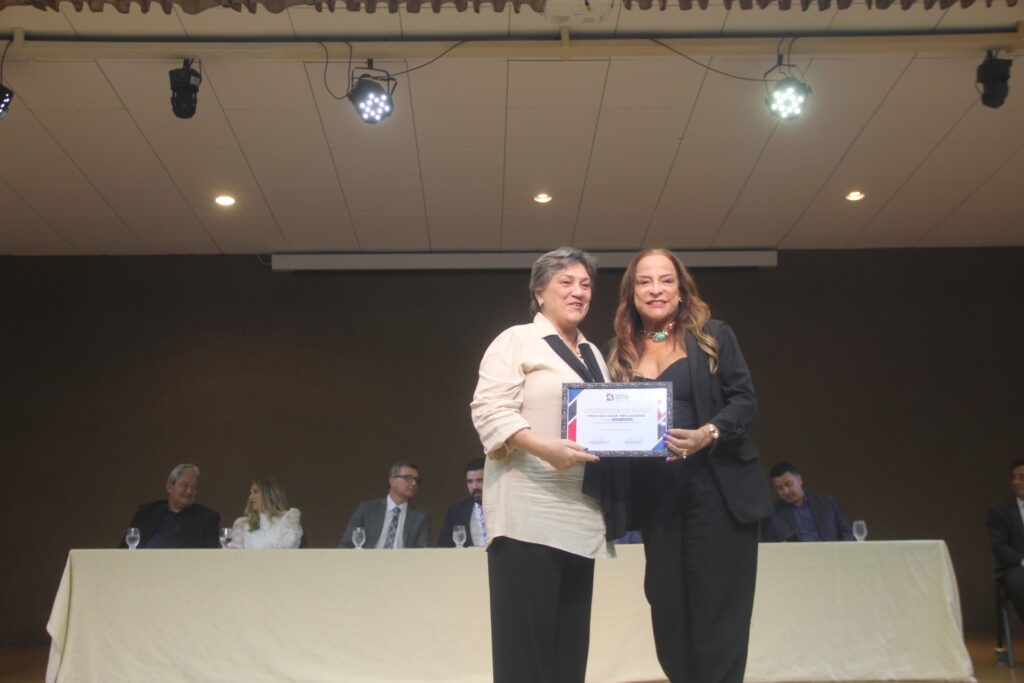 Três Lagoas celebra 111 anos homenageando personalidades que ajudam a construir a história do município Três Lagoas celebra 111 anos homenageando personalidades que ajudam a construir a história do município