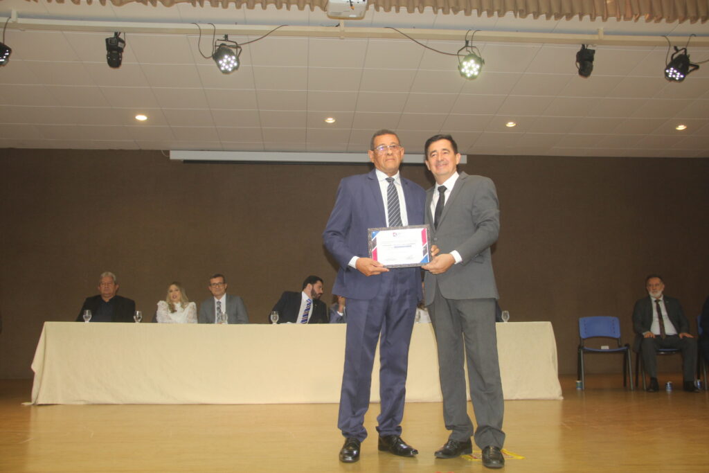 Três Lagoas celebra 111 anos homenageando personalidades que ajudam a construir a história do município Três Lagoas celebra 111 anos homenageando personalidades que ajudam a construir a história do município