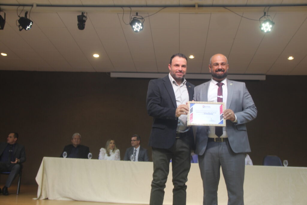 Três Lagoas celebra 111 anos homenageando personalidades que ajudam a construir a história do município Três Lagoas celebra 111 anos homenageando personalidades que ajudam a construir a história do município