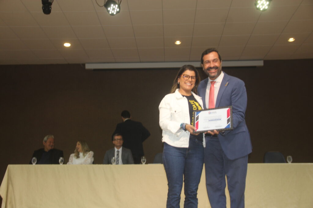 Três Lagoas celebra 111 anos homenageando personalidades que ajudam a construir a história do município Três Lagoas celebra 111 anos homenageando personalidades que ajudam a construir a história do município
