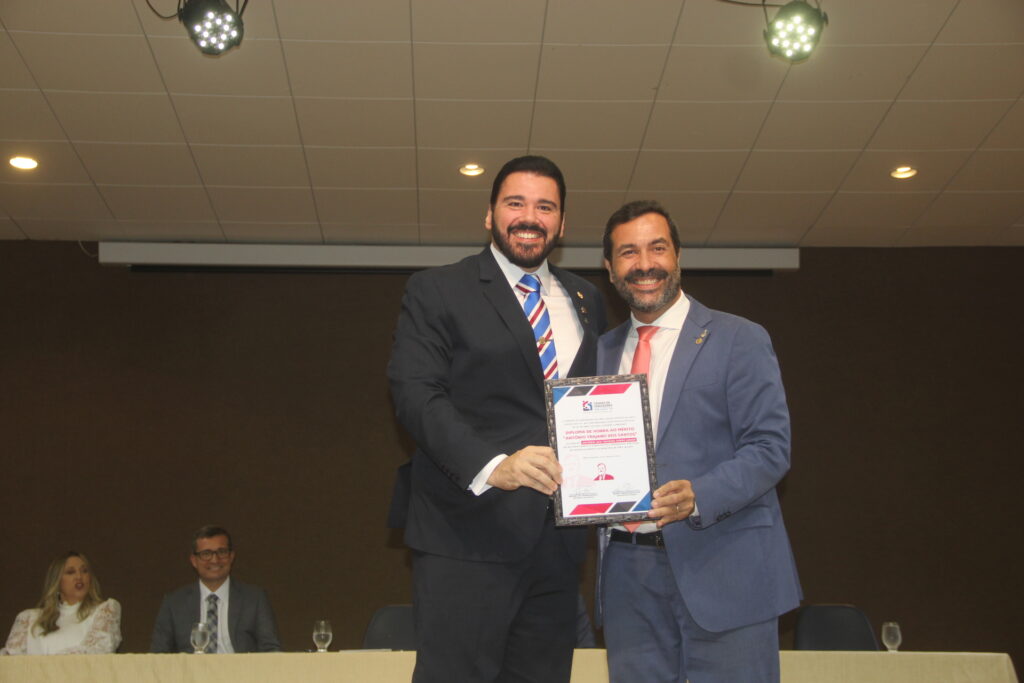 Três Lagoas celebra 111 anos homenageando personalidades que ajudam a construir a história do município Três Lagoas celebra 111 anos homenageando personalidades que ajudam a construir a história do município