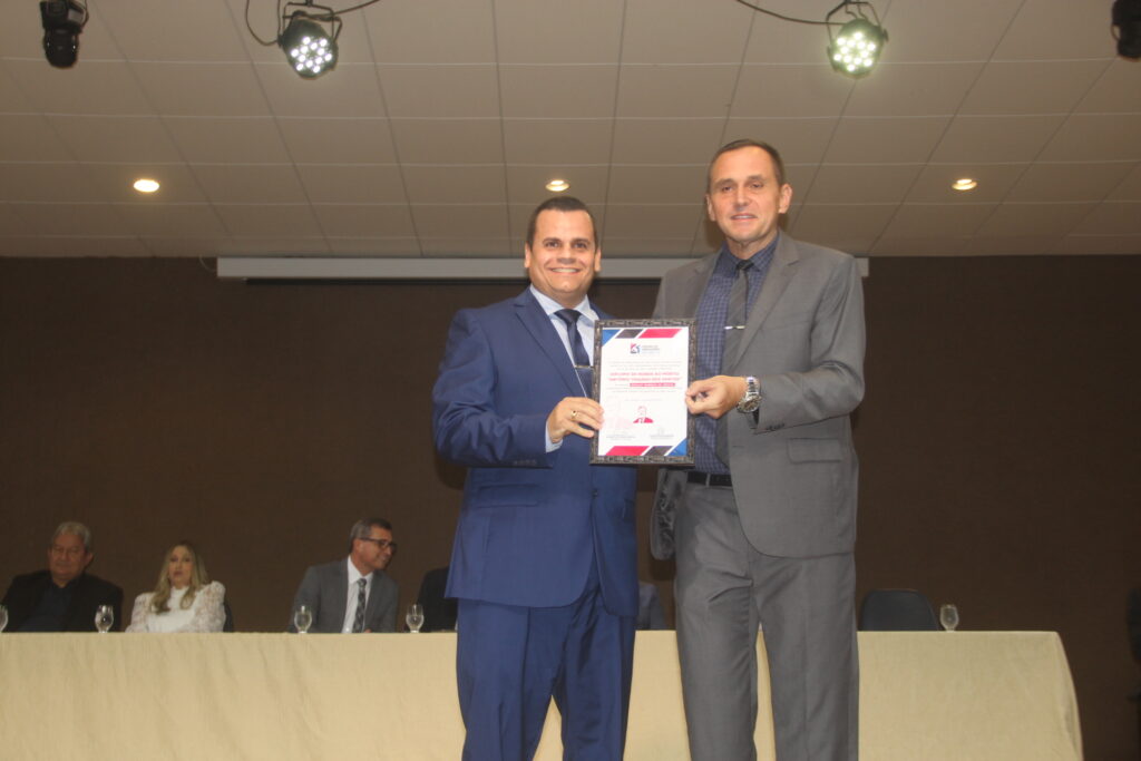 Três Lagoas celebra 111 anos homenageando personalidades que ajudam a construir a história do município Três Lagoas celebra 111 anos homenageando personalidades que ajudam a construir a história do município