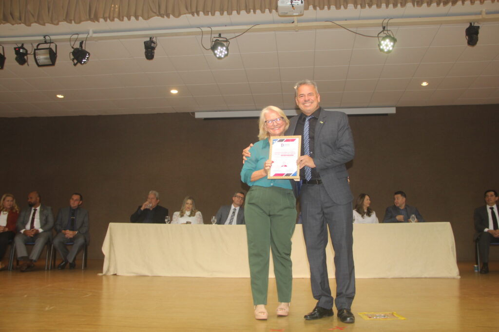 Três Lagoas celebra 111 anos homenageando personalidades que ajudam a construir a história do município Três Lagoas celebra 111 anos homenageando personalidades que ajudam a construir a história do município