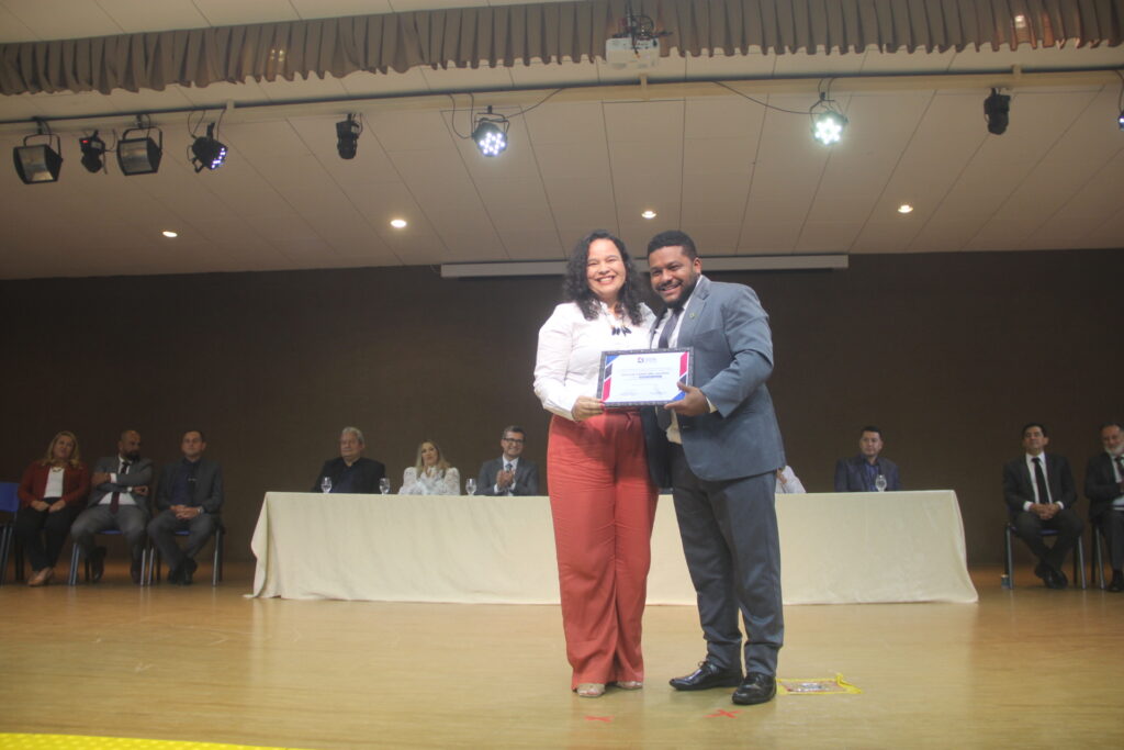 Três Lagoas celebra 111 anos homenageando personalidades que ajudam a construir a história do município Três Lagoas celebra 111 anos homenageando personalidades que ajudam a construir a história do município
