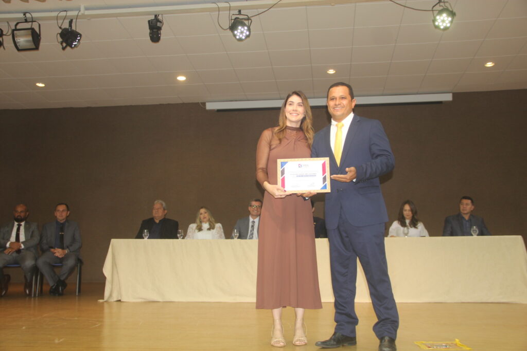 Três Lagoas celebra 111 anos homenageando personalidades que ajudam a construir a história do município Três Lagoas celebra 111 anos homenageando personalidades que ajudam a construir a história do município