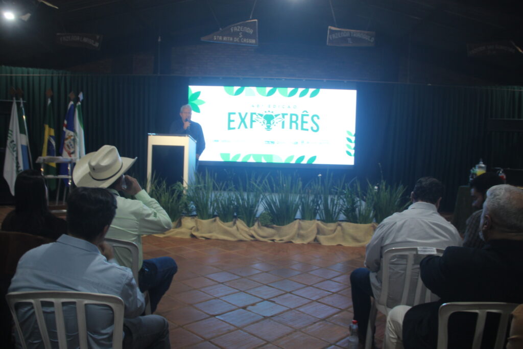 Expotrês 2026 começa com casa cheia e reforça protagonismo de Três Lagoas no Estado de MS Expotrês 2026 começa com casa cheia e reforça protagonismo de Três Lagoas no Estado de MS