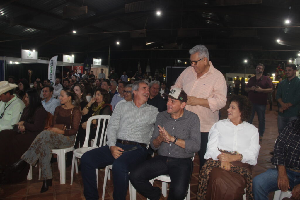 Expotrês 2026 começa com casa cheia e reforça protagonismo de Três Lagoas no Estado de MS Expotrês 2026 começa com casa cheia e reforça protagonismo de Três Lagoas no Estado de MS