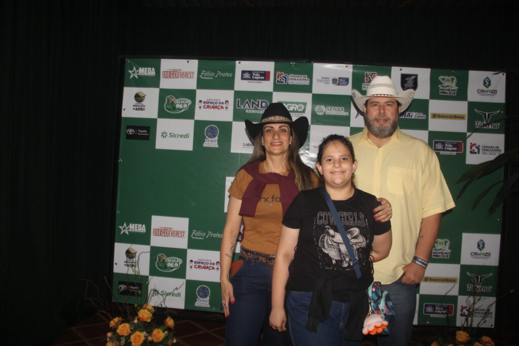 Expotrês 2026 começa com casa cheia e reforça protagonismo de Três Lagoas no Estado de MS Expotrês 2026 começa com casa cheia e reforça protagonismo de Três Lagoas no Estado de MS
