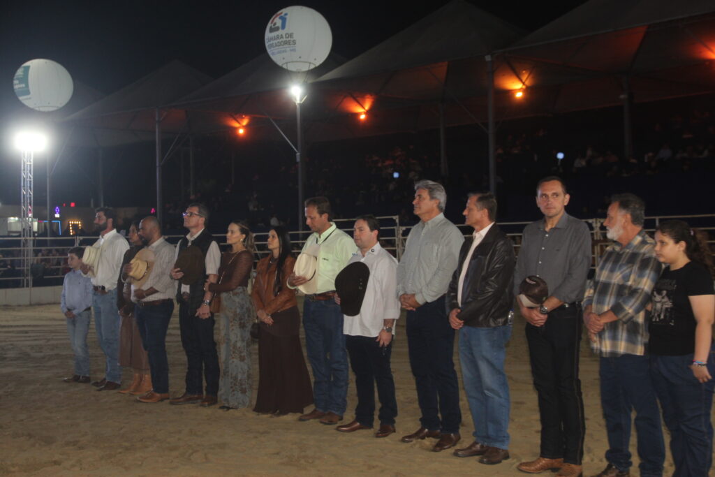 Expotrês 2026 começa com casa cheia e reforça protagonismo de Três Lagoas no Estado de MS Expotrês 2026 começa com casa cheia e reforça protagonismo de Três Lagoas no Estado de MS
