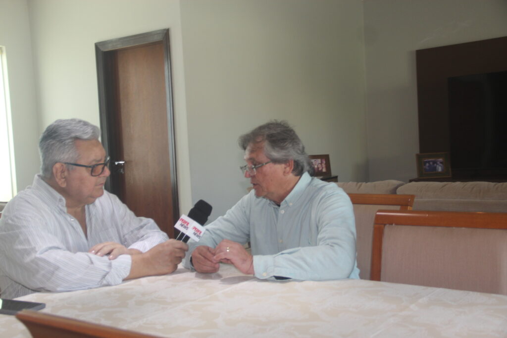 Governador visita ex-prefeito e reúne lideranças em Brasilândia