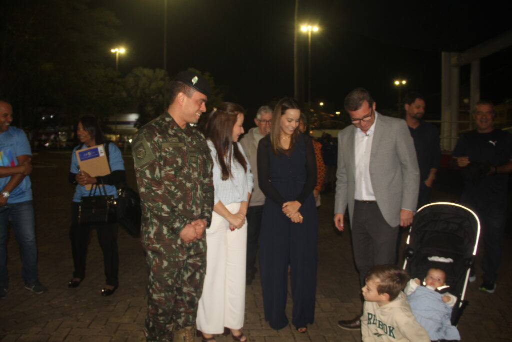 Sob aplausos e emoção, Três Lagoas celebra 111 anos com desfile cívico que reuniu milhares de pessoas no coração da cidade Sob aplausos e emoção, Três Lagoas celebra 111 anos com desfile cívico que reuniu milhares de pessoas no coração da cidade